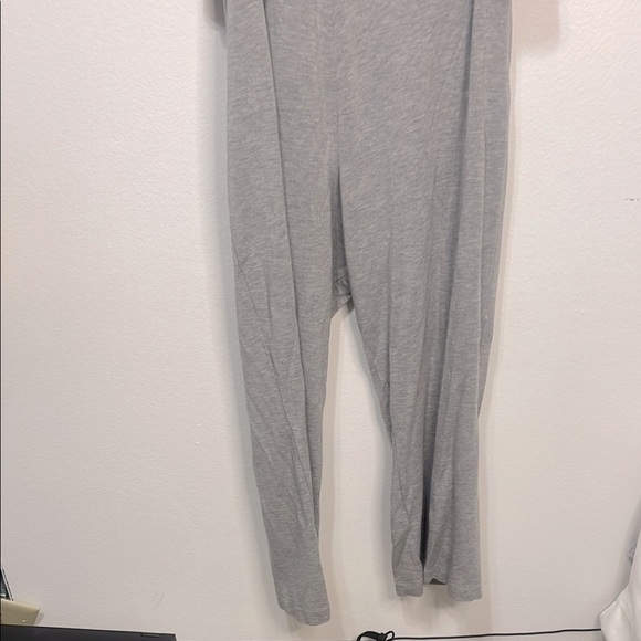 CAbi Summer Jumpsuit Gray Sleeveless Size Medium PTP 20” EUC - Picture 7 of 12